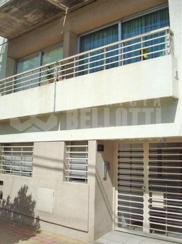 Departamento en Alquiler en ,  $ 7600