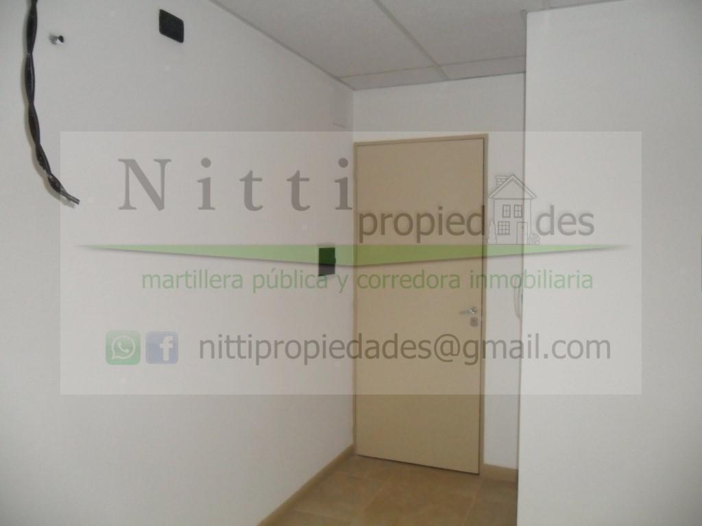 SE VENDE OFICINA ALQUILADA DE 36 m2!!!