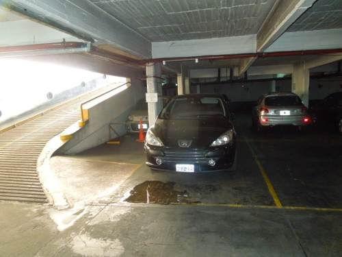 vendo 2 cocheras en  oportunidad! A mts. del subte A!