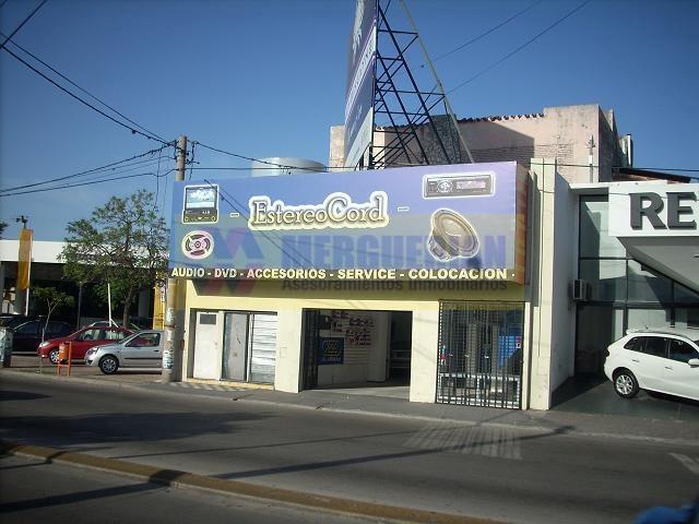 LOCAL EN VENTA/ CASTRO BARROS 1600. 267 m2. 165 m2c