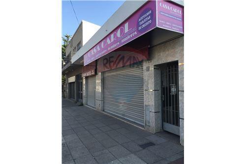 Local Comercial en Av Marconi