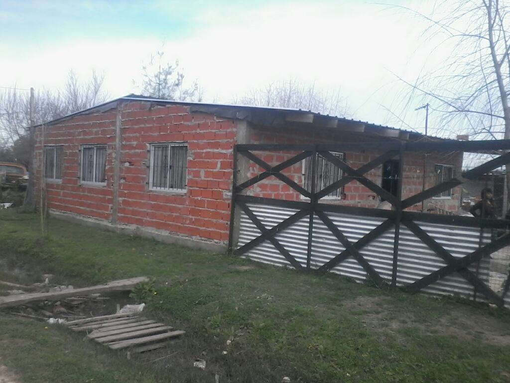 Vendo casa a terminar en general rodriguez