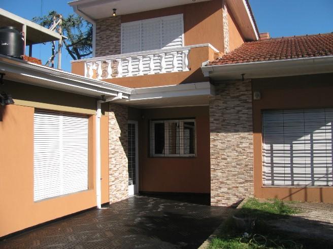 Casa en Alquiler en ,  $ 12000