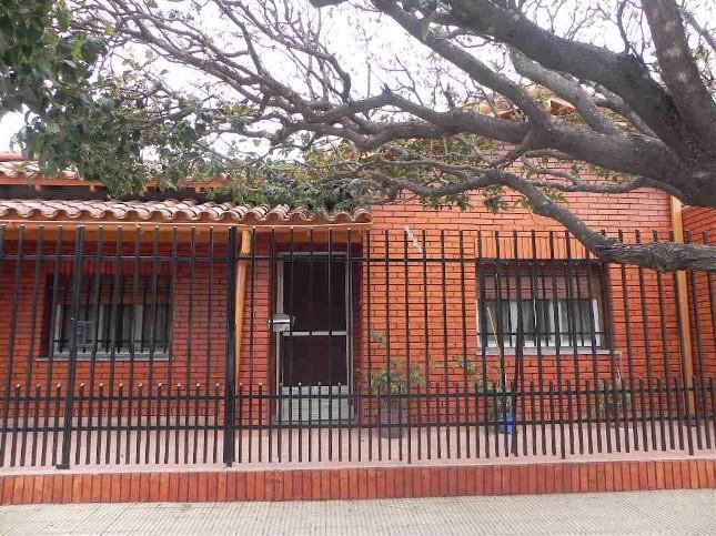 Casa en Venta en Isidro casanova,  U$S 85000