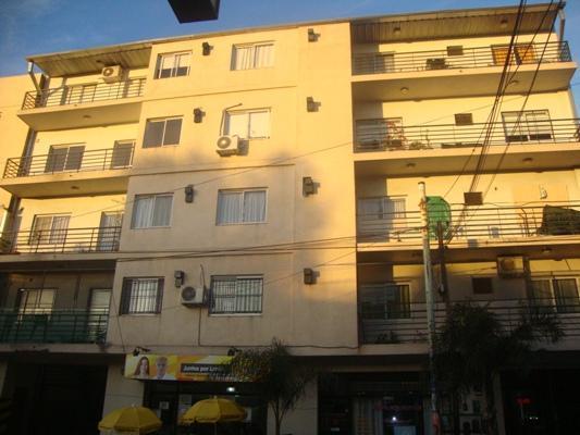 Departamento en Alquiler en , $ 4500