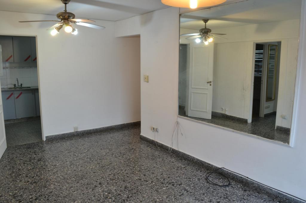 10 49 y 50 AMPLIO IMPECABLE – VISTA PANORÁMICA $6300