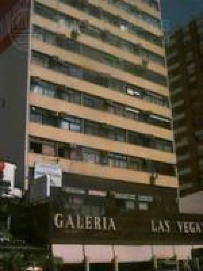 Cochera en venta, pleno Balgrano