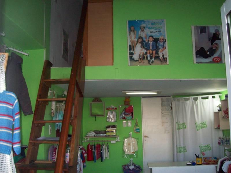 LOCAL SOBRE AV. VARELA PLENO CENTRO COMERCIAL