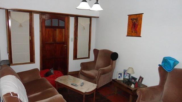 Venta Casa Chalet 4 Ambientes DAIREAUX Y ALICE