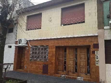 Casa en venta en Piñeyro 1VGA