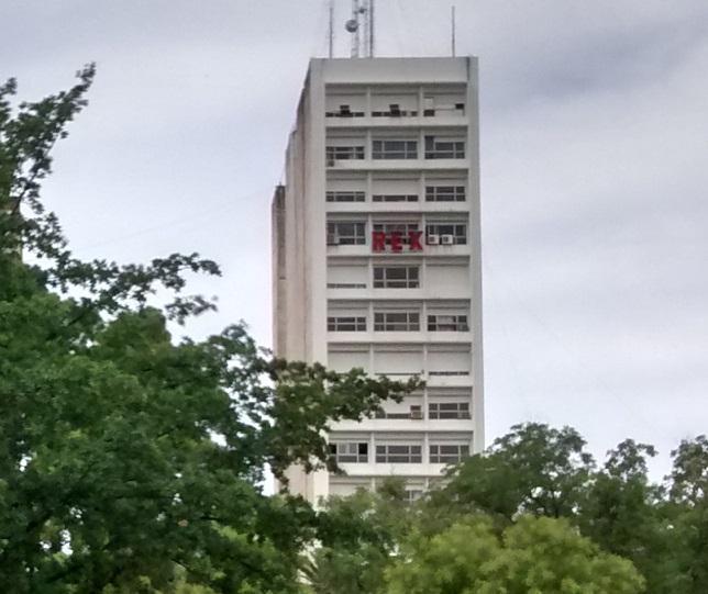 Oficina Alsina 19 AL FRENTE Edificio Corporación