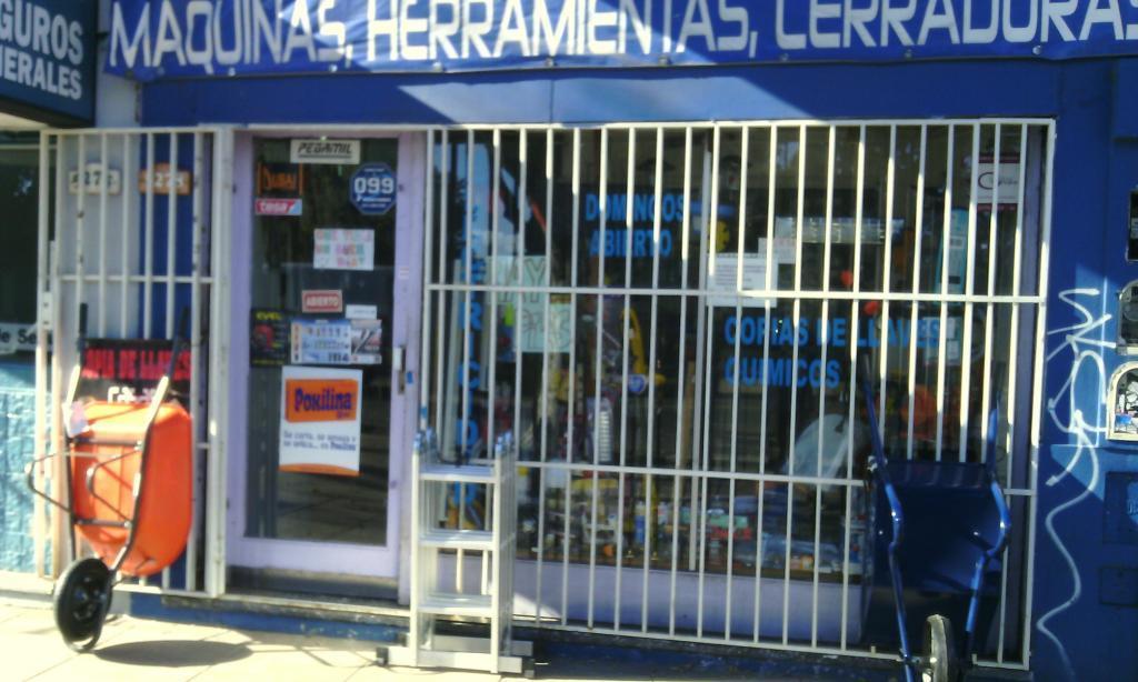 Vendo fondo de comercio ferretería cerrajería exeelnte oportunidad