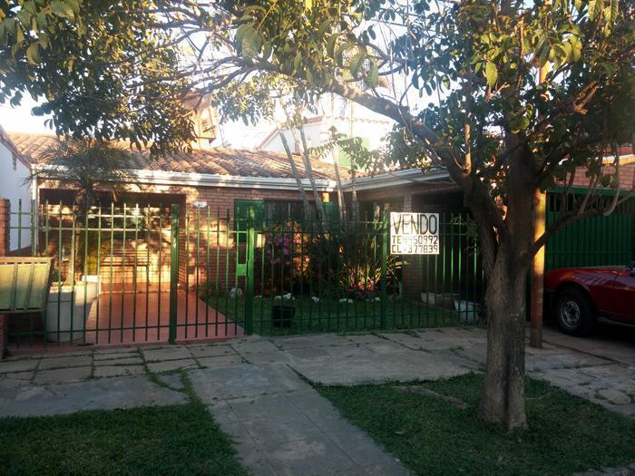 Vendo excelente propiedad, dos plantas, 234m2 cubiertos