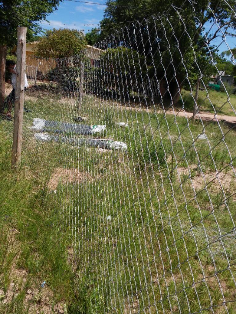 Lote esquina en Villa Giardino