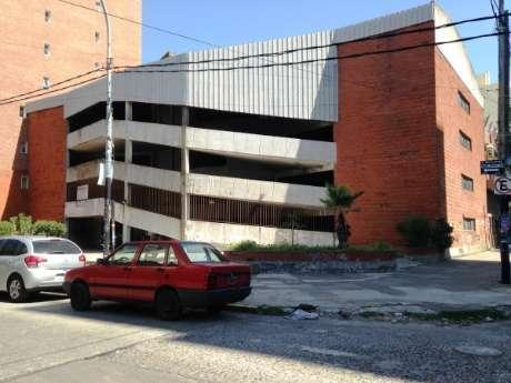 Cochera en venta en Lanus Este JFH