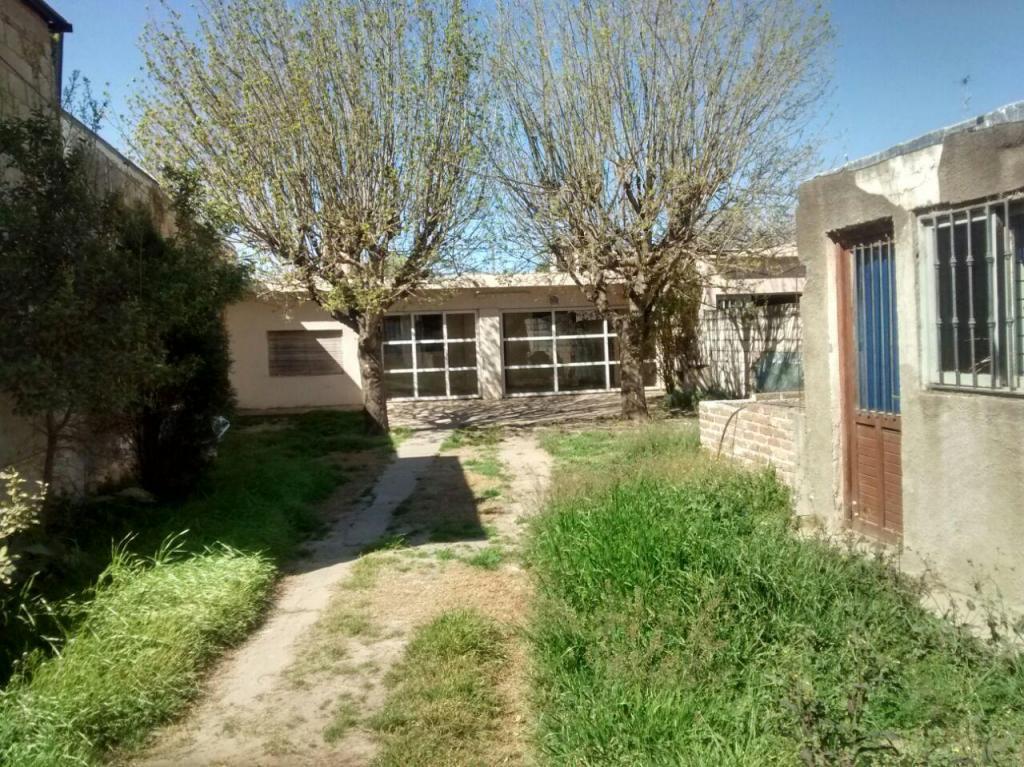 Se vende casa en Rio Tercero Barrio Castañino