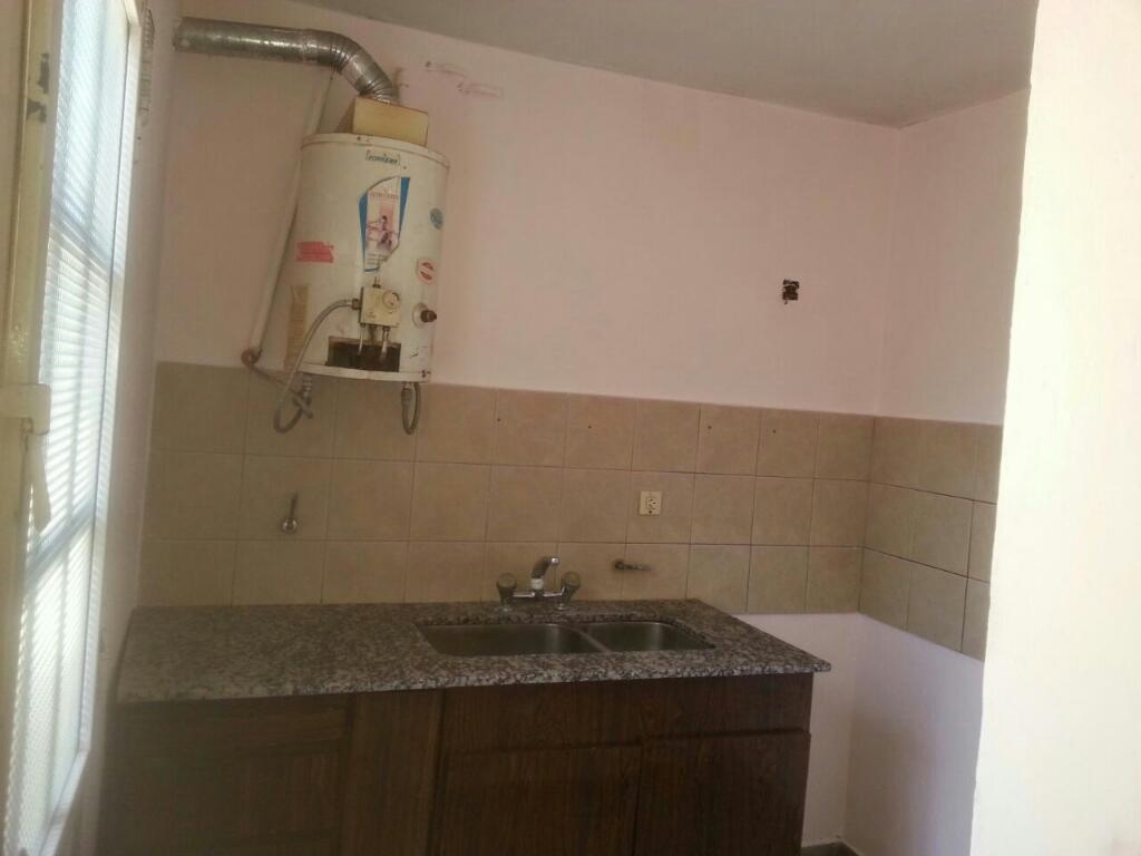 ALQUILO DEPARTAMENTO EN PUERTA CUATRO