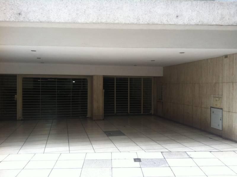 Anchorena y Santa Fe: Venta de cochera. Barrio Norte