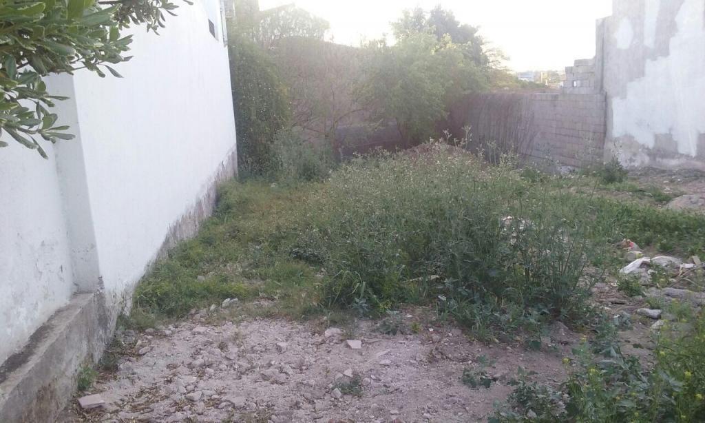 VENDO TERRENO EN BARRIO QUEBRADA DE LAS ROSAS