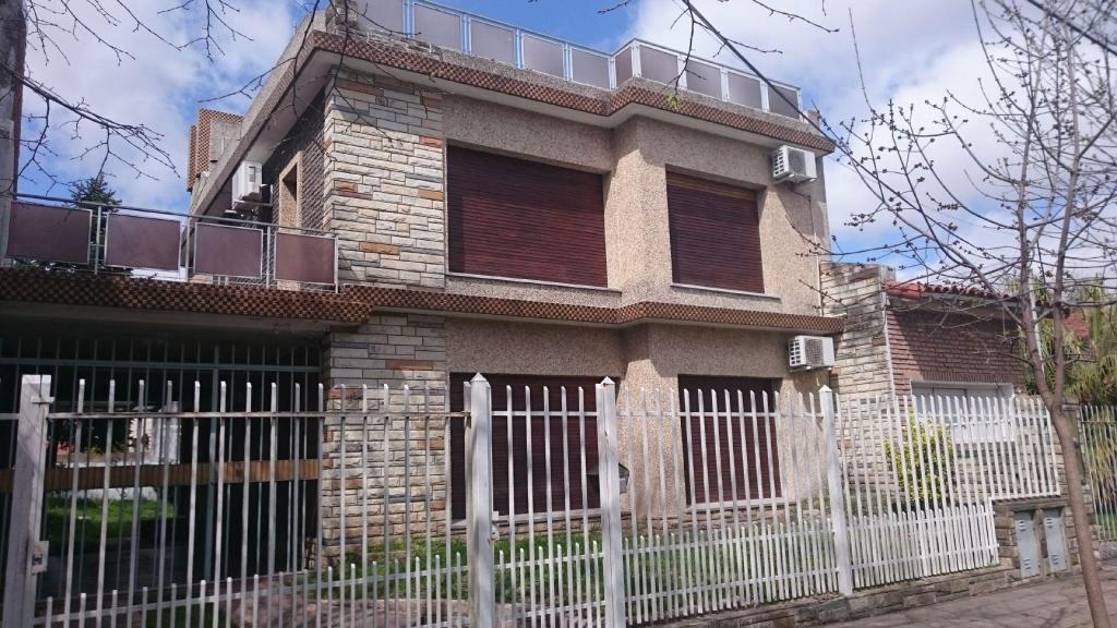 Casa en Venta en Castelar, U$S 125000