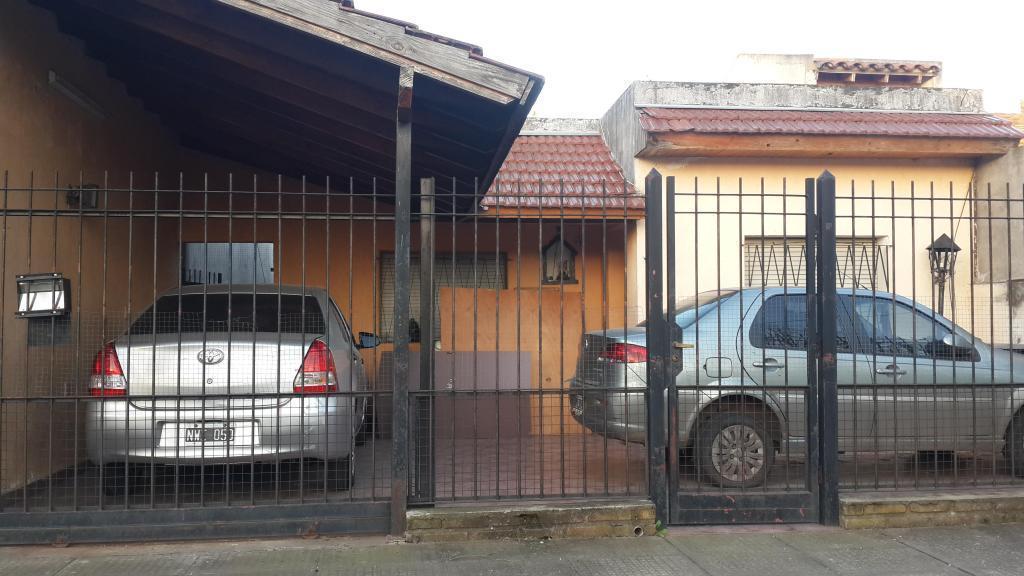 Ituzaingó Sur, Casa 4 ambientes, Los Pozos