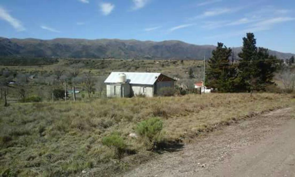 Terreno de 600metros Agua Y Luz en La Cumbre