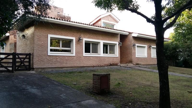 Casa en Venta en Lomas de los carolinos,  U$S 380000