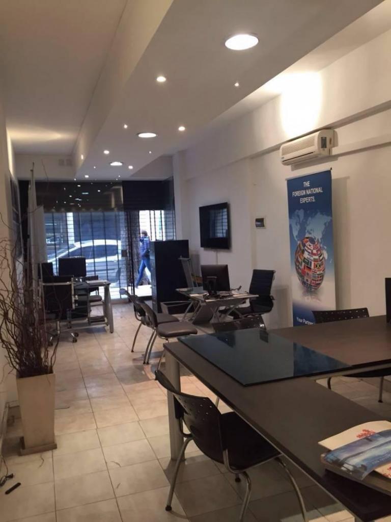 EXCELENTE LOCAL COMERCIAL A MTS DE LIBERTADOR