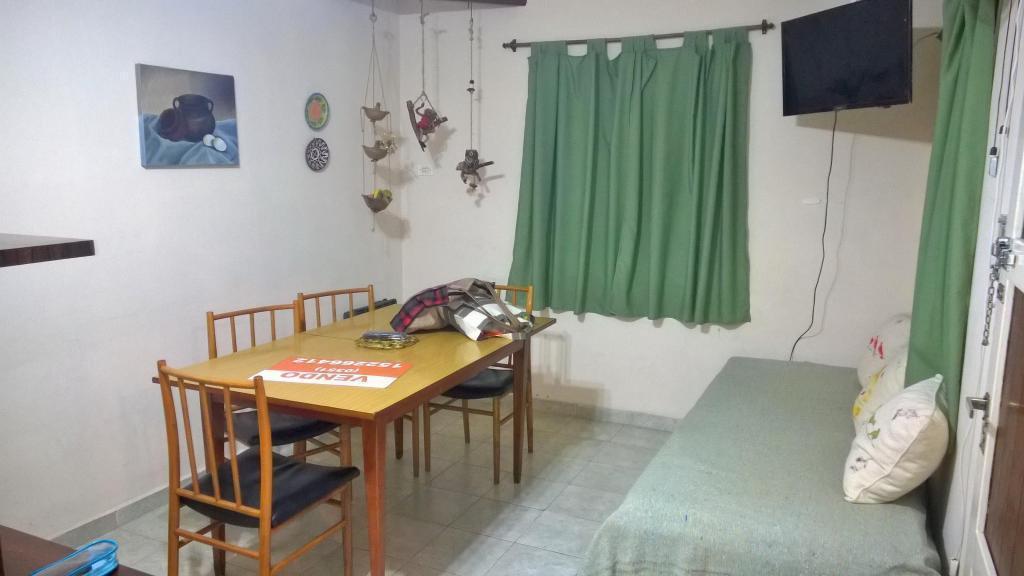 ALQUILO Duplex 2 dormitorios, B Santa Rita del Lago, Villa C. Paz