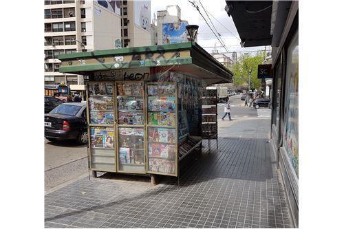 PARADA DE DIARIOS en CABALLITO ¡¡OPORTUNIDAD