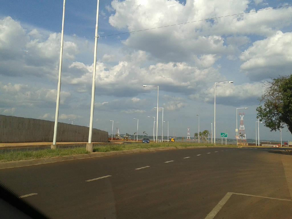 ZONA TRINCHERAS Y COSTANERA