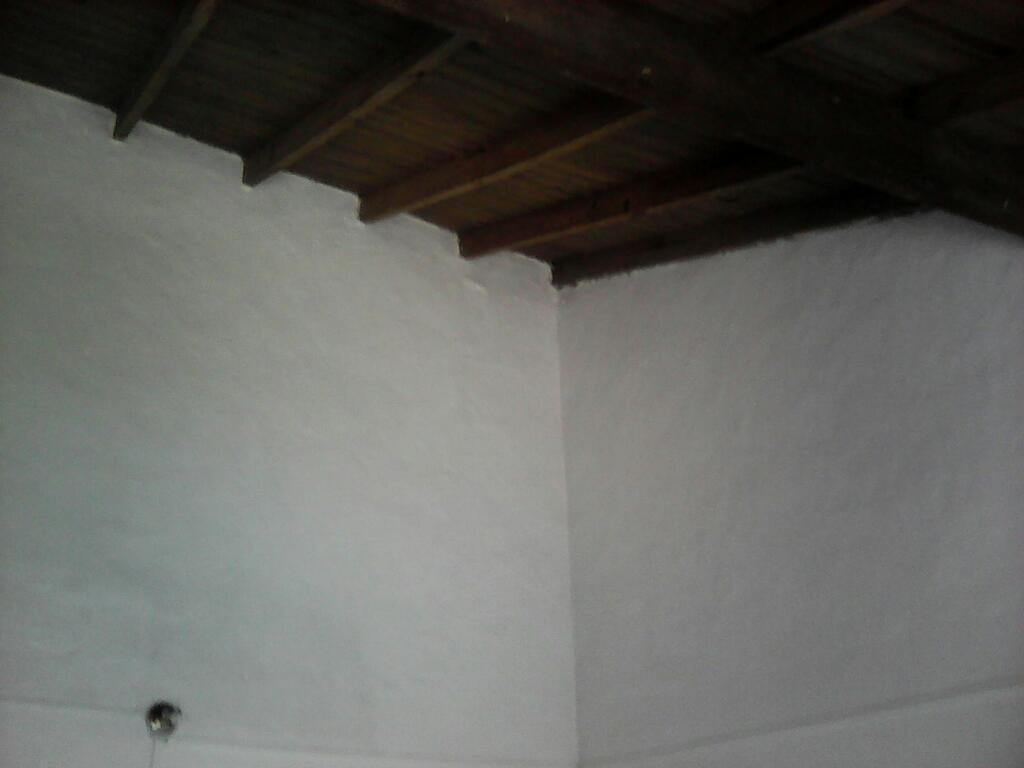 Alquilo departamento tipo casa