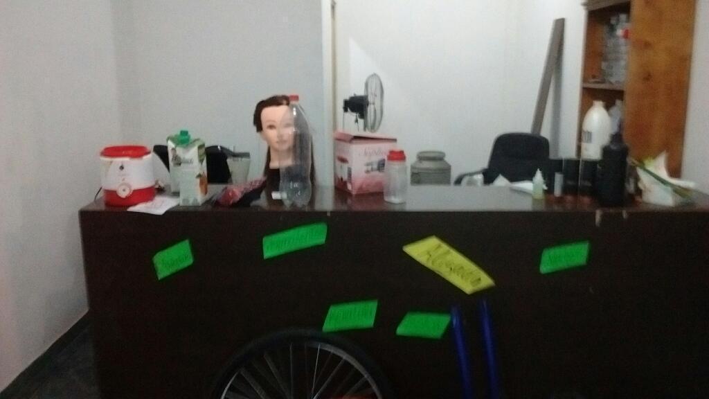 Vendo O Alquilo Fondo Comercio de Peluqueria con Local