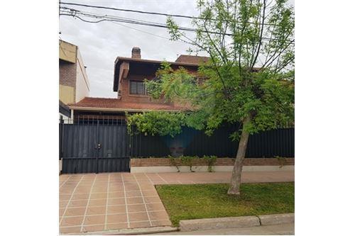 IMPORTANTE CASA EN GUADALUPE/ VENTA/