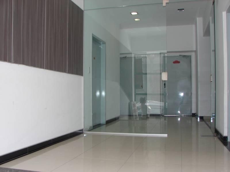 Oportunidad !!!! Cocheras cubiertas y descubiertas desde U$s 13500