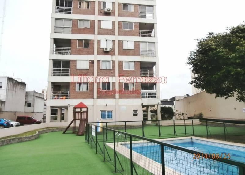 ALQUILER 3 ambientes balcon, piscina, Parque Centenario