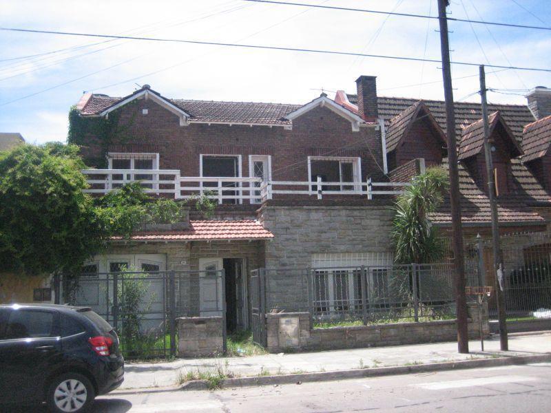 Casa en Venta en Villa sarmiento, U$S 200000