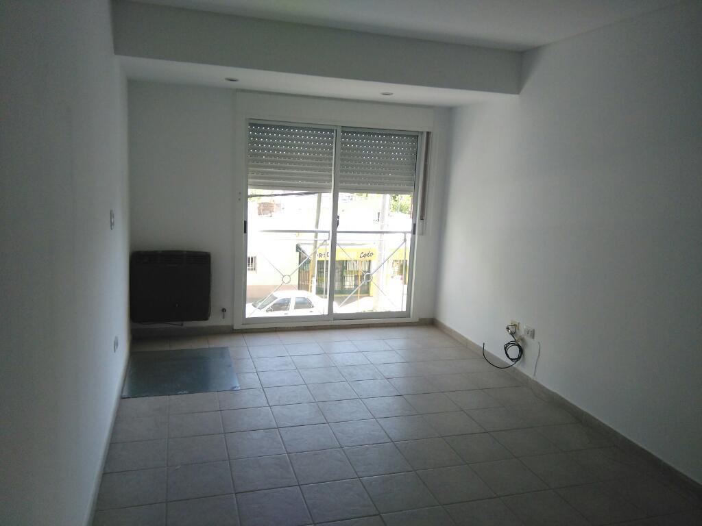 Alquilo Dpto 2 Dorm Carlos H Rodriguez 700