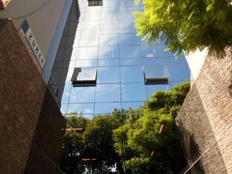 Oficina de 84 mts en edificio de categoría AAA