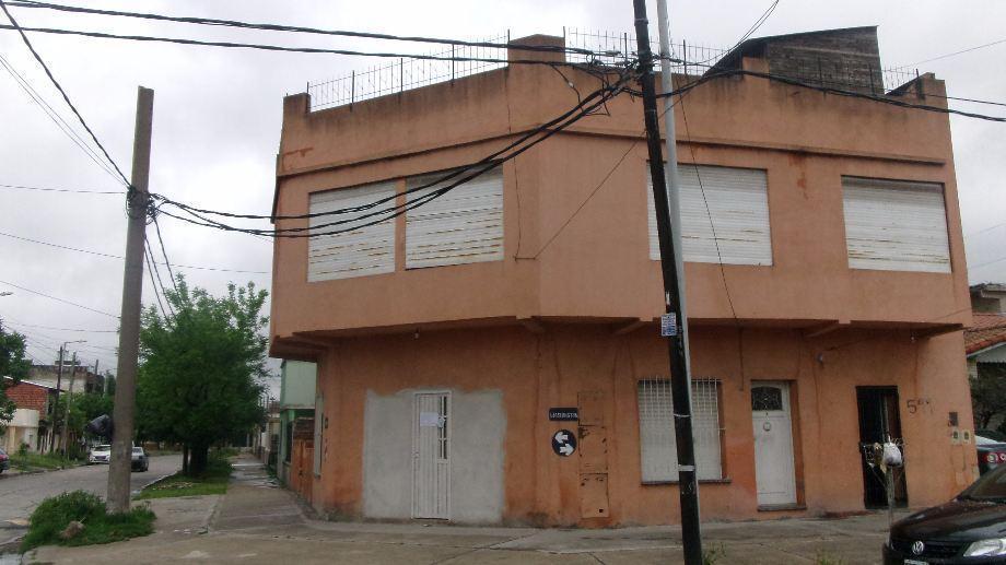 Departamento Tipo Casa en alquiler en Villa Dominico