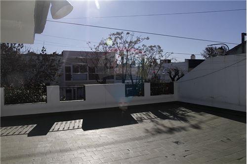 Excelente casa de 250 m2 en Vélez Sarsfield