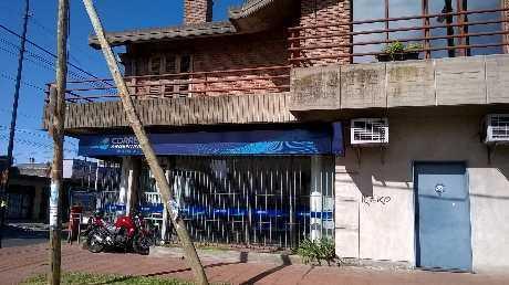 Local en venta en  Oeste
