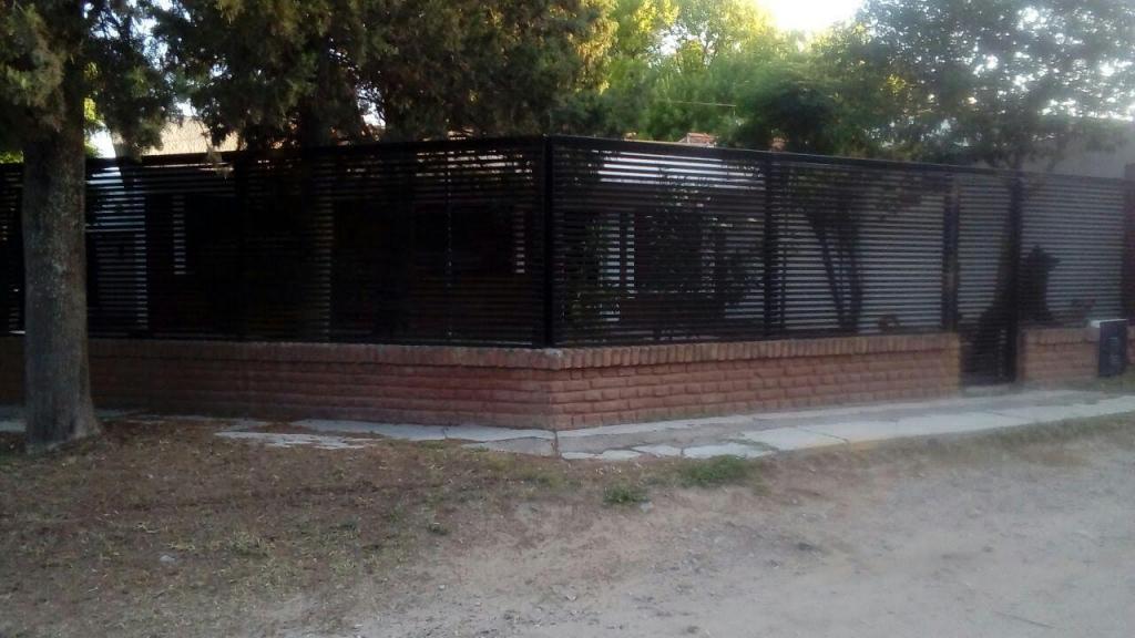 Vendo casa en excelente estado y muy buena ubicacion jk, Sin Detalles