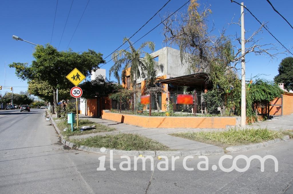 U$D 170.000 Local en Venta Local Duarte Quiros Y Sauce Grande 0