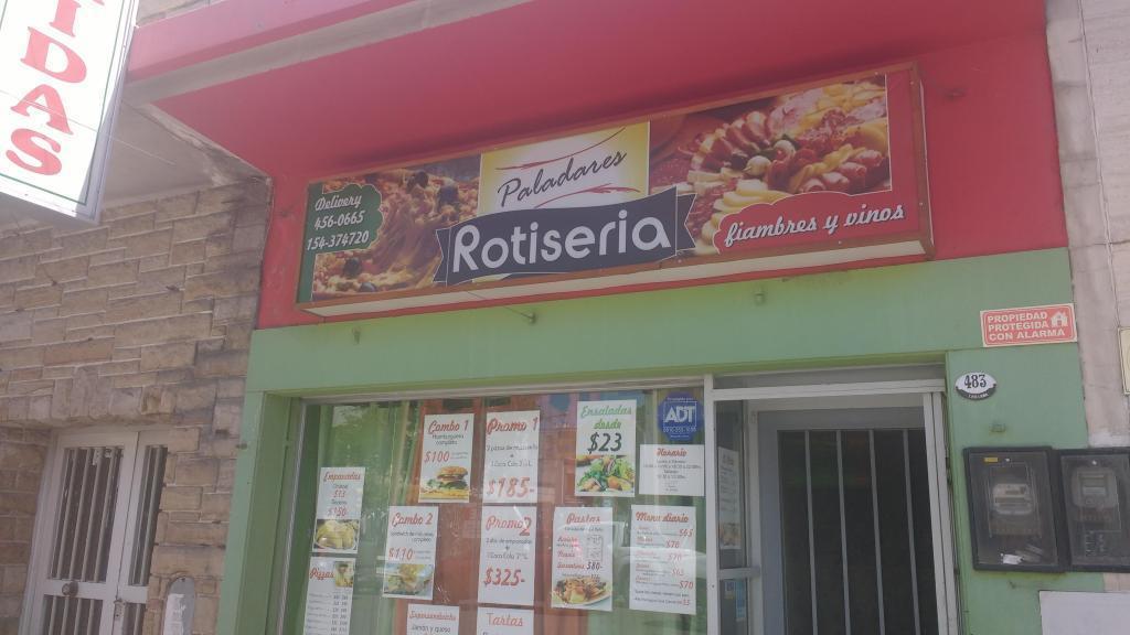 Llave de conocida rotiseria en la zona con muy buena clientela!!