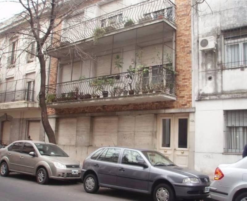 Muy buen departamento 3 ambientes en venta en