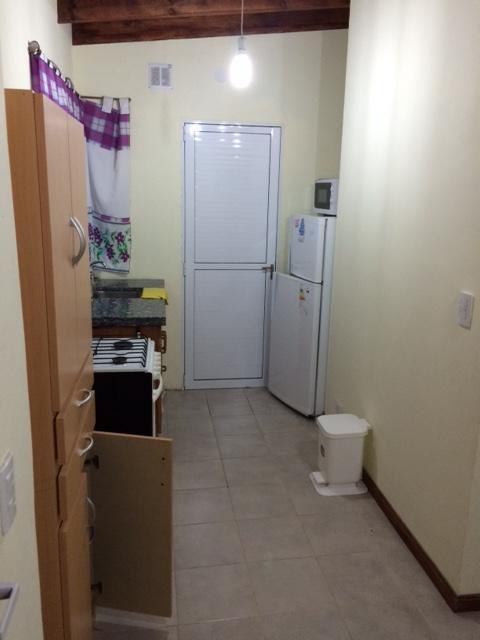 Casa para 4 pers. $650 por dia telefono 15677470