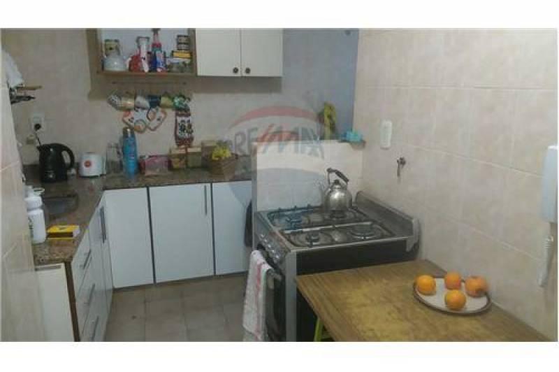 Vende departamento 2 ambientes en