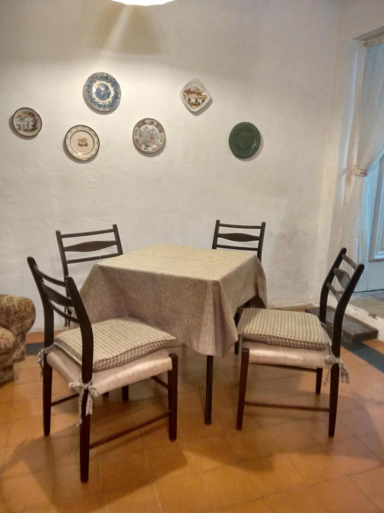 Alojamiento temporal 5 personas a 2 del río y a 3 plaza Folklore