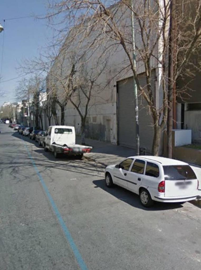DEPOSITO CON OFICINAS EN ALQUILER | W. VILLAFAÑE AL 100 | CABA